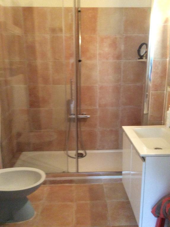 Lou Ribas Apartment Puyloubier Bagian luar foto